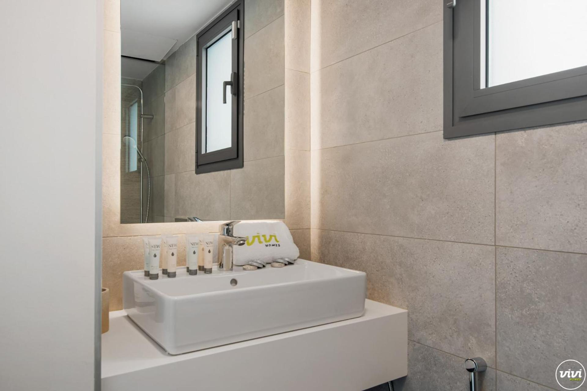 Vivi Homes - Elies House Pool, Gym, Spa & Sea View El Faro Exterior photo