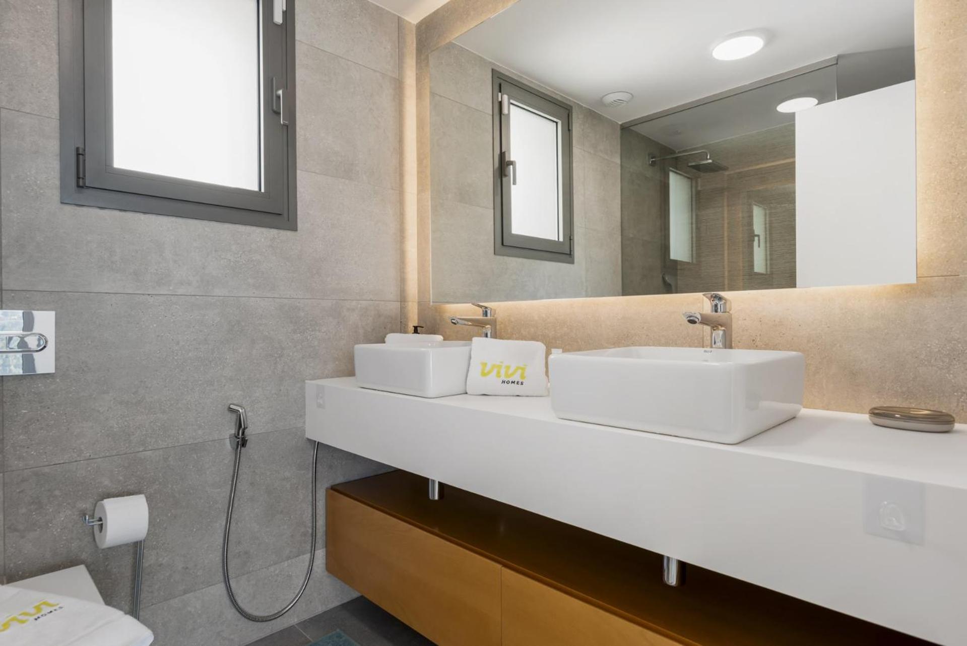 Vivi Homes - Elies House Pool, Gym, Spa & Sea View El Faro Exterior photo